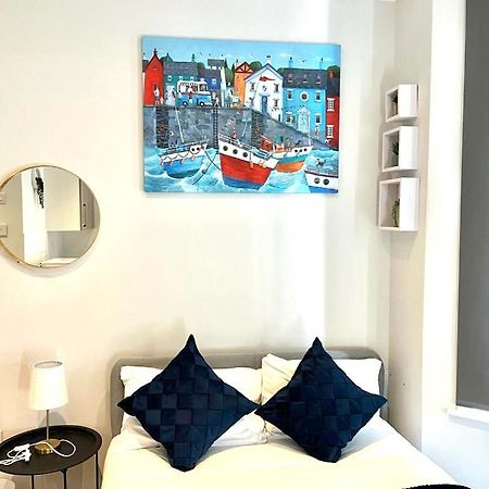 Southall Suites By Gh Stays Exteriör bild