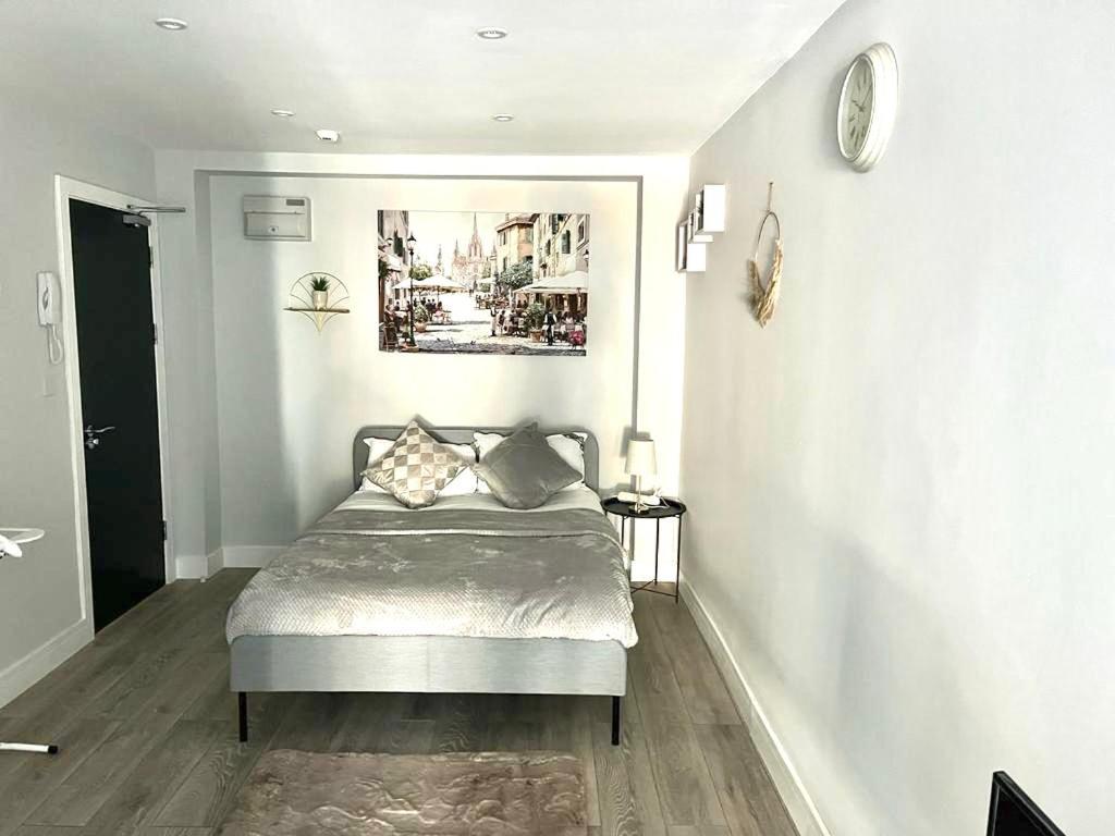 Southall Suites By Gh Stays Exteriör bild